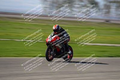 media/Feb-11-2024-TrackDaz (Sun) [[0c6448d9ff]]/Group B/Grid and Front Straight/